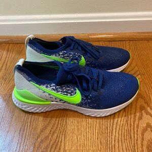 BRAND NEW Women’s Size 8 Epic React NEVER WORN